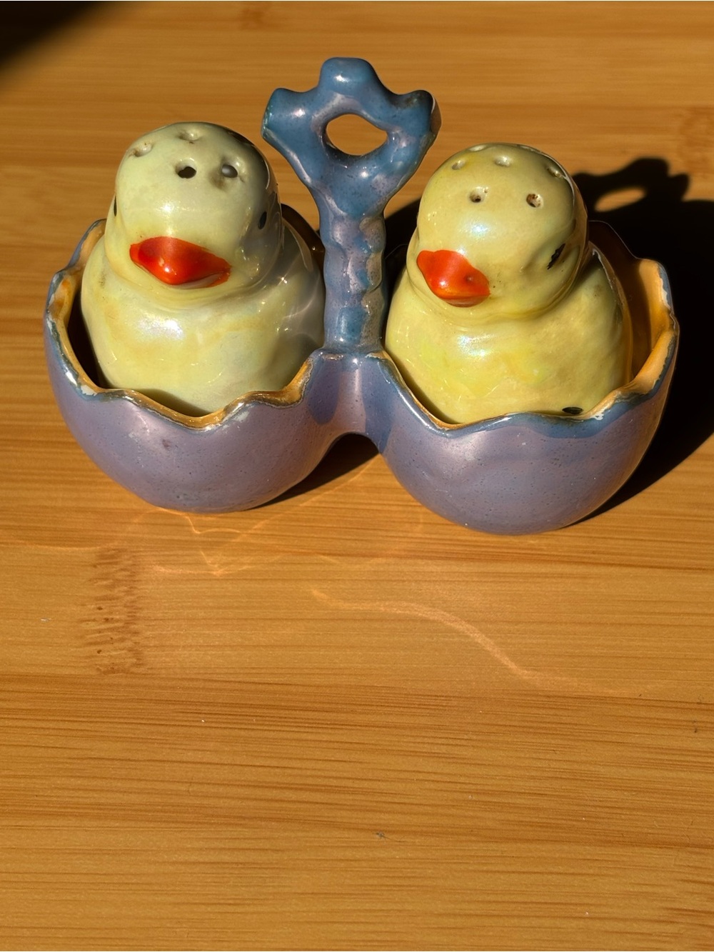 VINTAGE Ceramic Duck Eggshell Salt and Pepper Shaker Set - Blue and Yellow